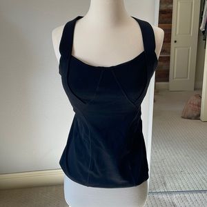 Lululemon black tank size 6